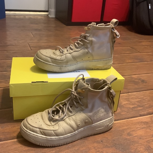 All beige Nike mid double back zip up - Picture 4 of 4